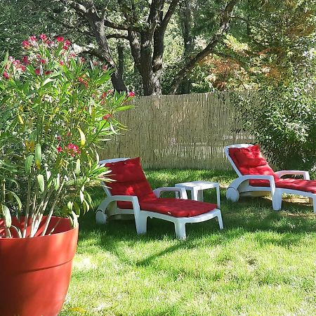 Suite Avec Jardin Entre Aix En Provence, Luberon Et Verdon Peyrolles-en-Provence 外观 照片